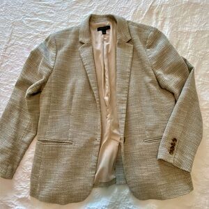 Ann Taylor Fully Lined Tan & Cream Blazer. Size 14